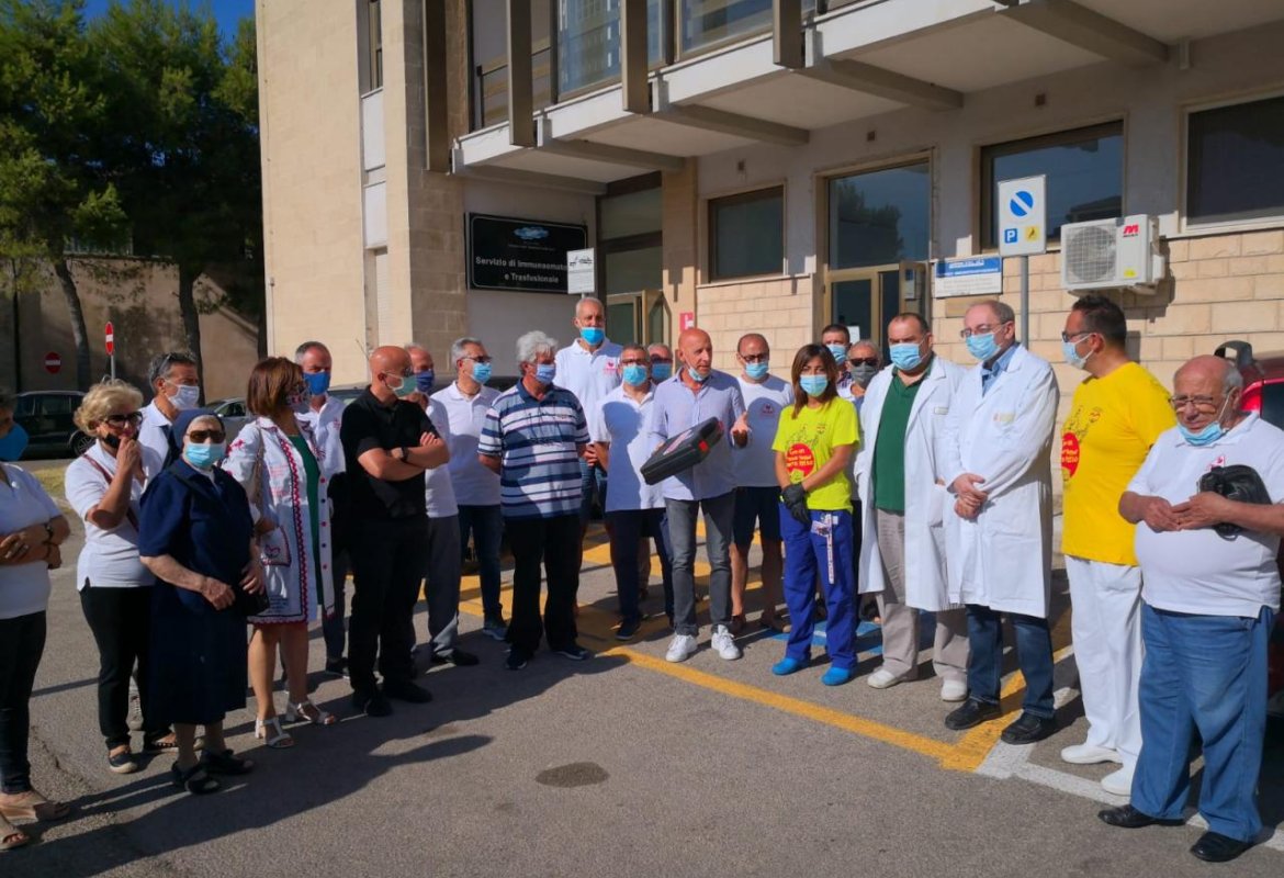 Donato un saldatore portatile automatico alla Sezione Immunotrasfusionale dell’Ospedale di Galatina 