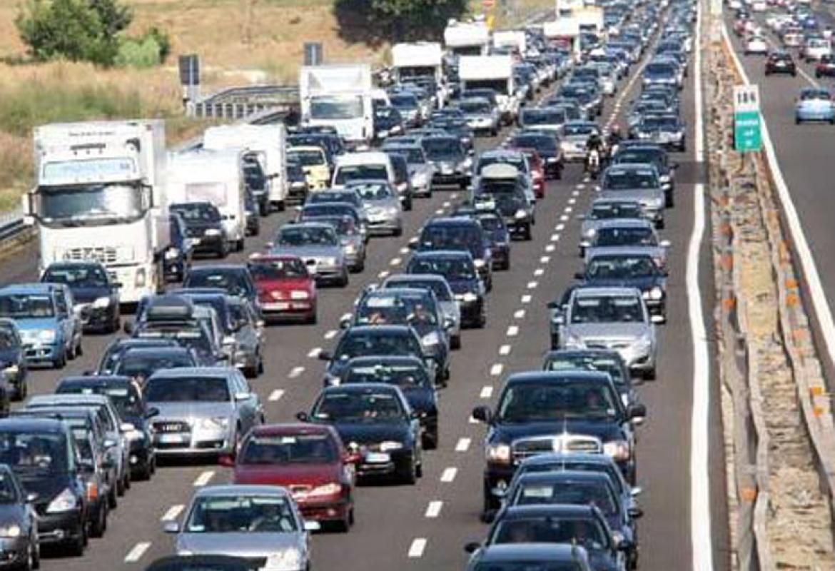 Sulle strade bollino nero per la mattinata di sabato