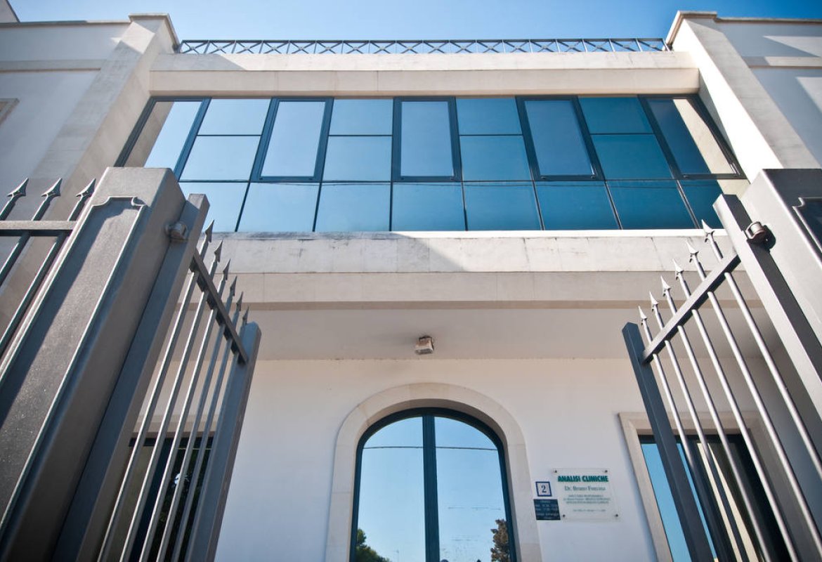 COVID-19. Individuati i laboratori privati autorizzati ad eseguire i tamponi. A Galatina c'è Forcina