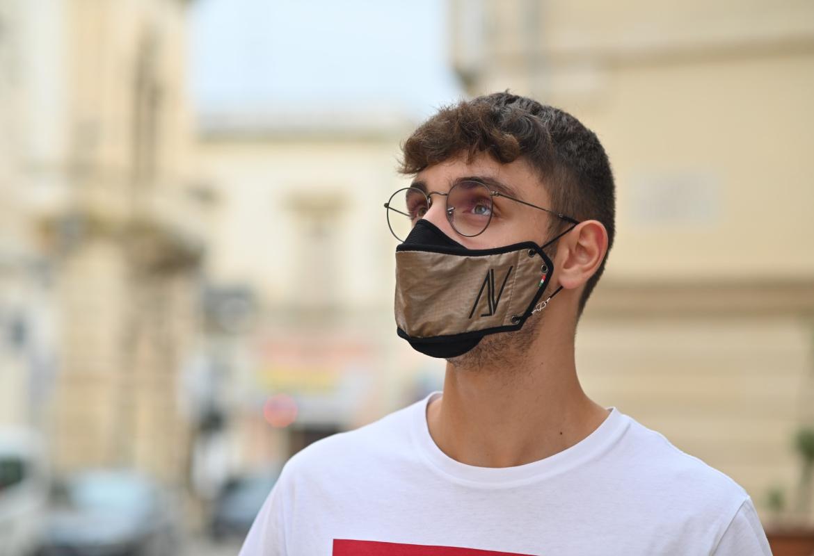 Argentovivomask, un'innovativa mascherina anti-covid ideata da un designer galatinese