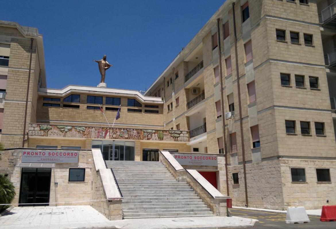 Alcuni operatori sanitari positivi al coronavirus, stop ai ricoveri in Pediatria