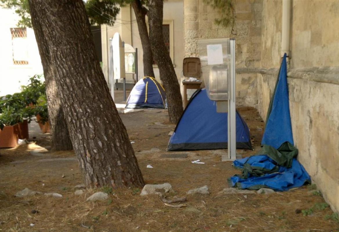 Quell'accampamento davanti a Palazzo Rizzelli