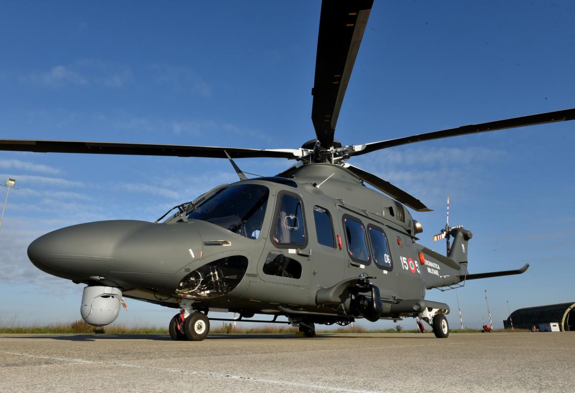 Consegnato al 15° Stormo dell'Aeronautica Militare Italiana il primo esemplare dell’elicottero HH139B 