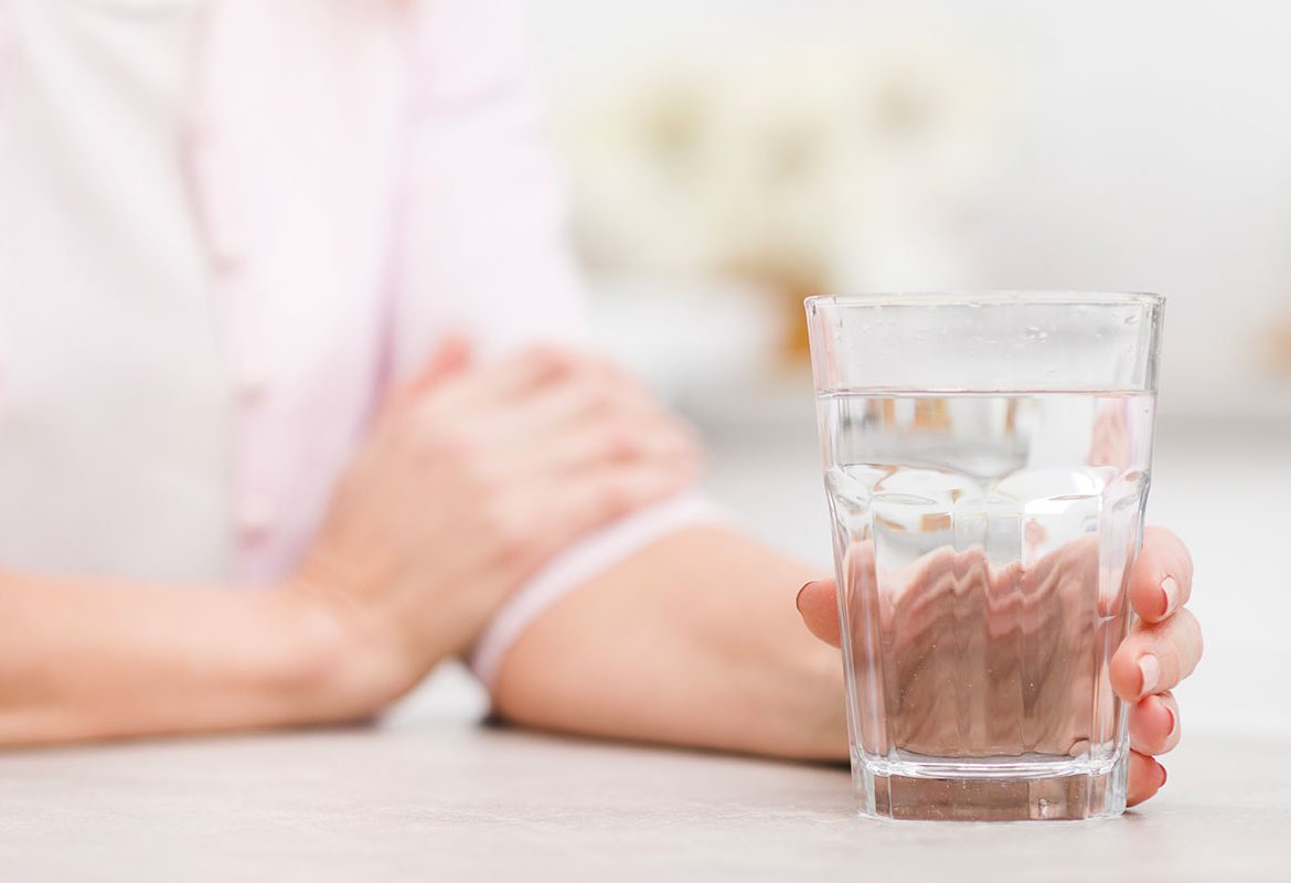 Bere poca acqua può danneggiare gli occhi