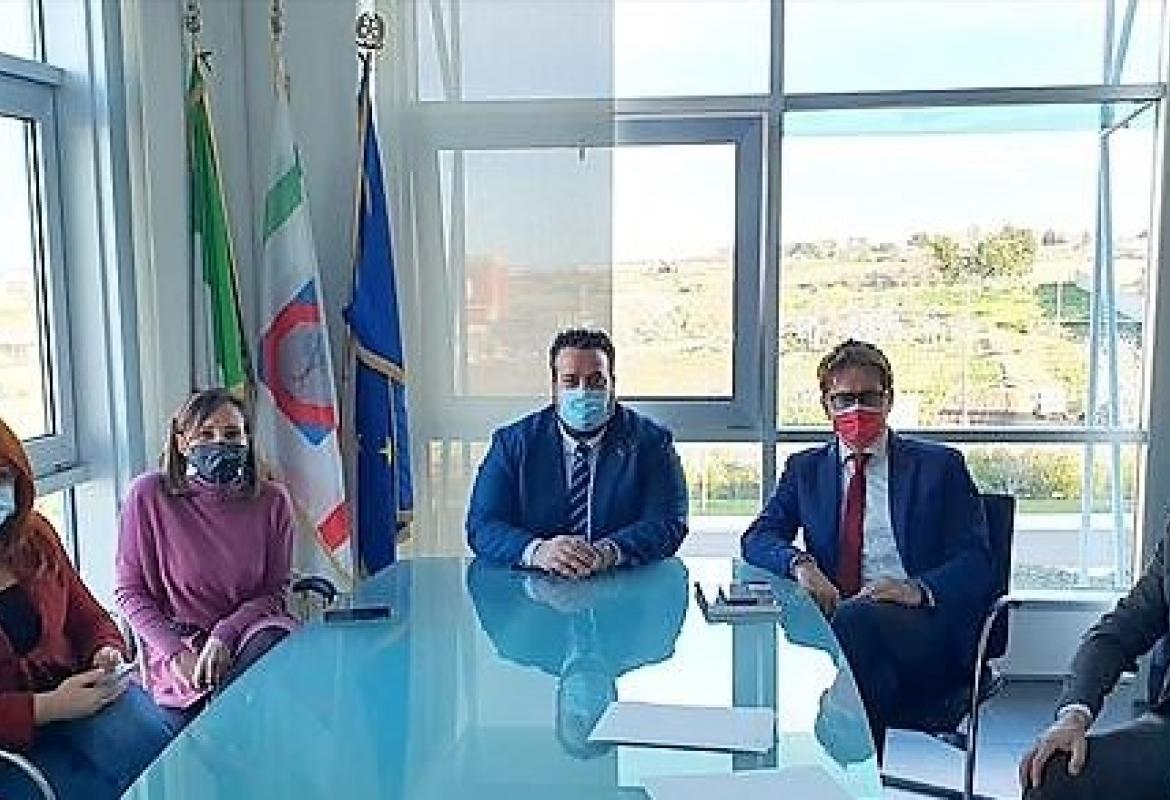 Per il M5s di Galatina è finito il tempo delle parole sull'ospedale