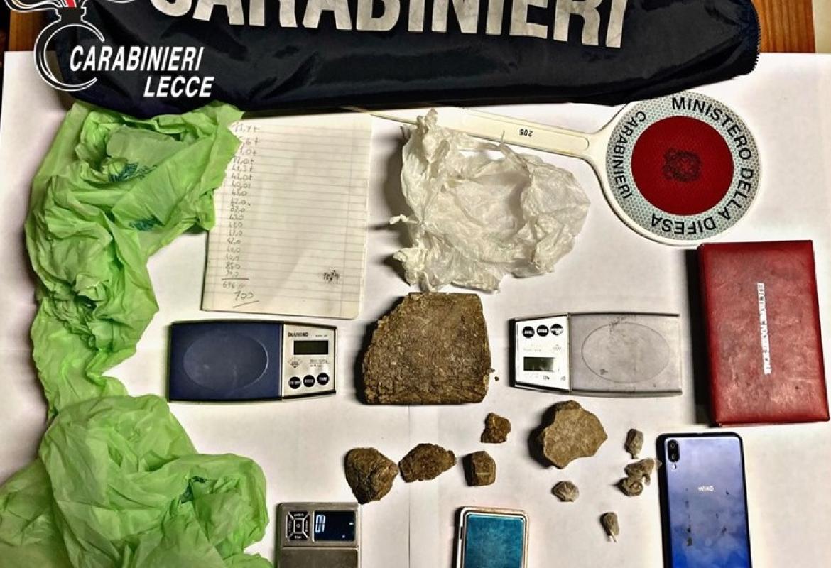 Carabinieri e Polizia arrestano a Galatina due presunti spacciatori