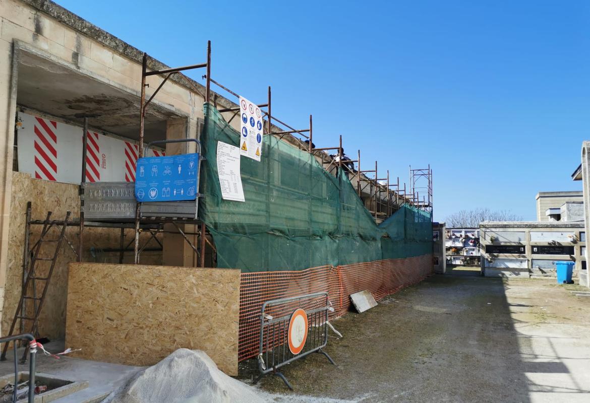 &quot;Procede la messa in sicurezza di una zona del cimitero di Galatina&quot;