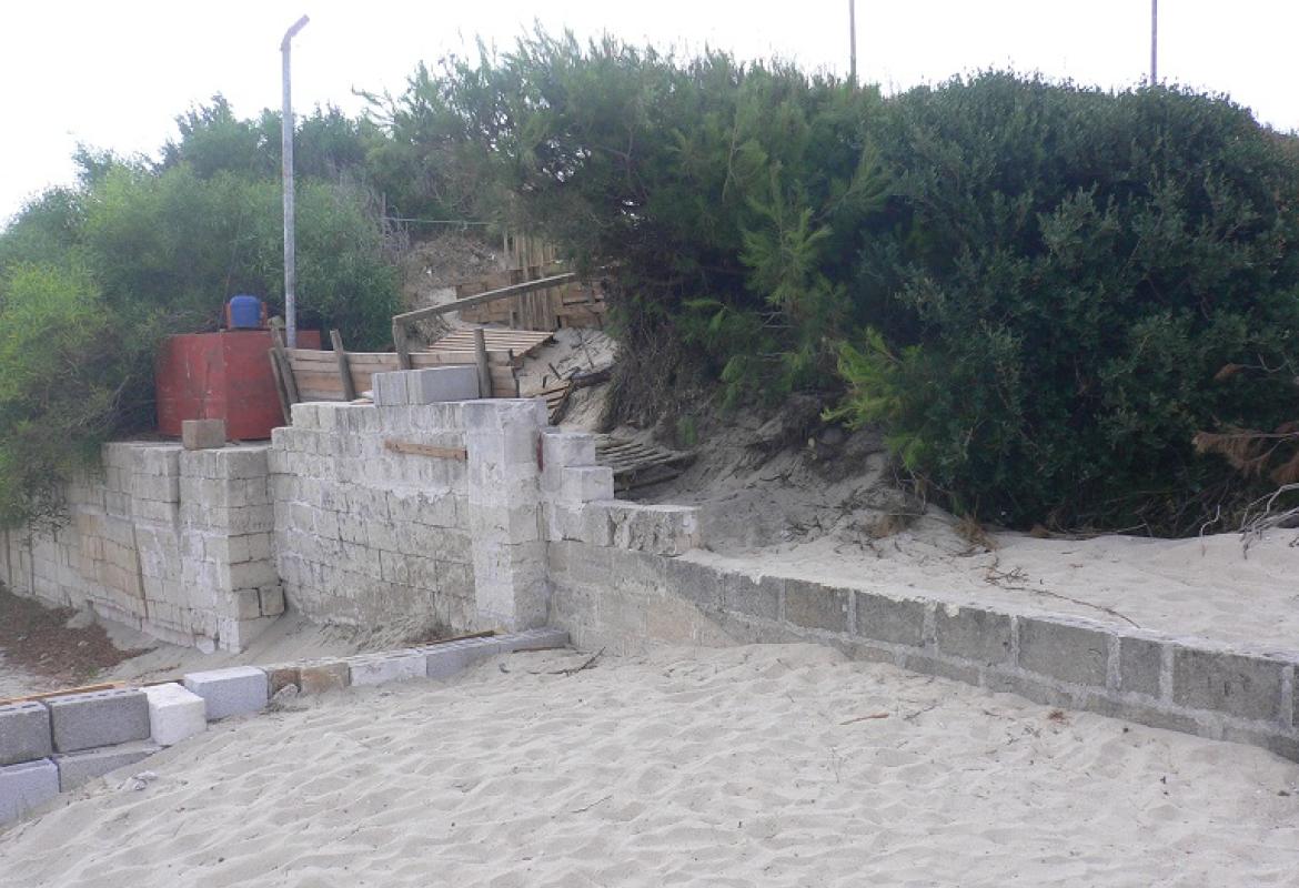 Stava sbancando una duna, denunciato