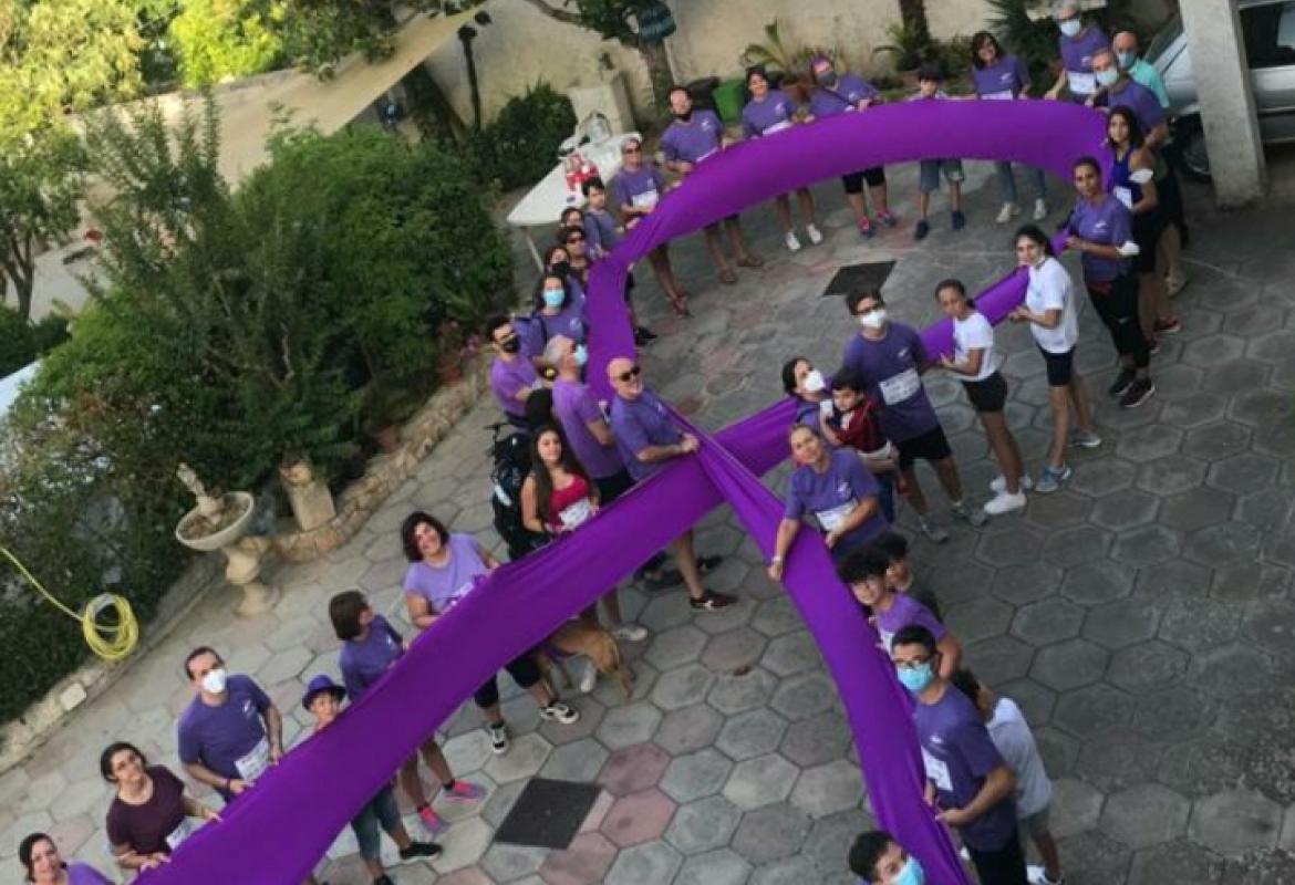 La solidarietà si tinge di viola