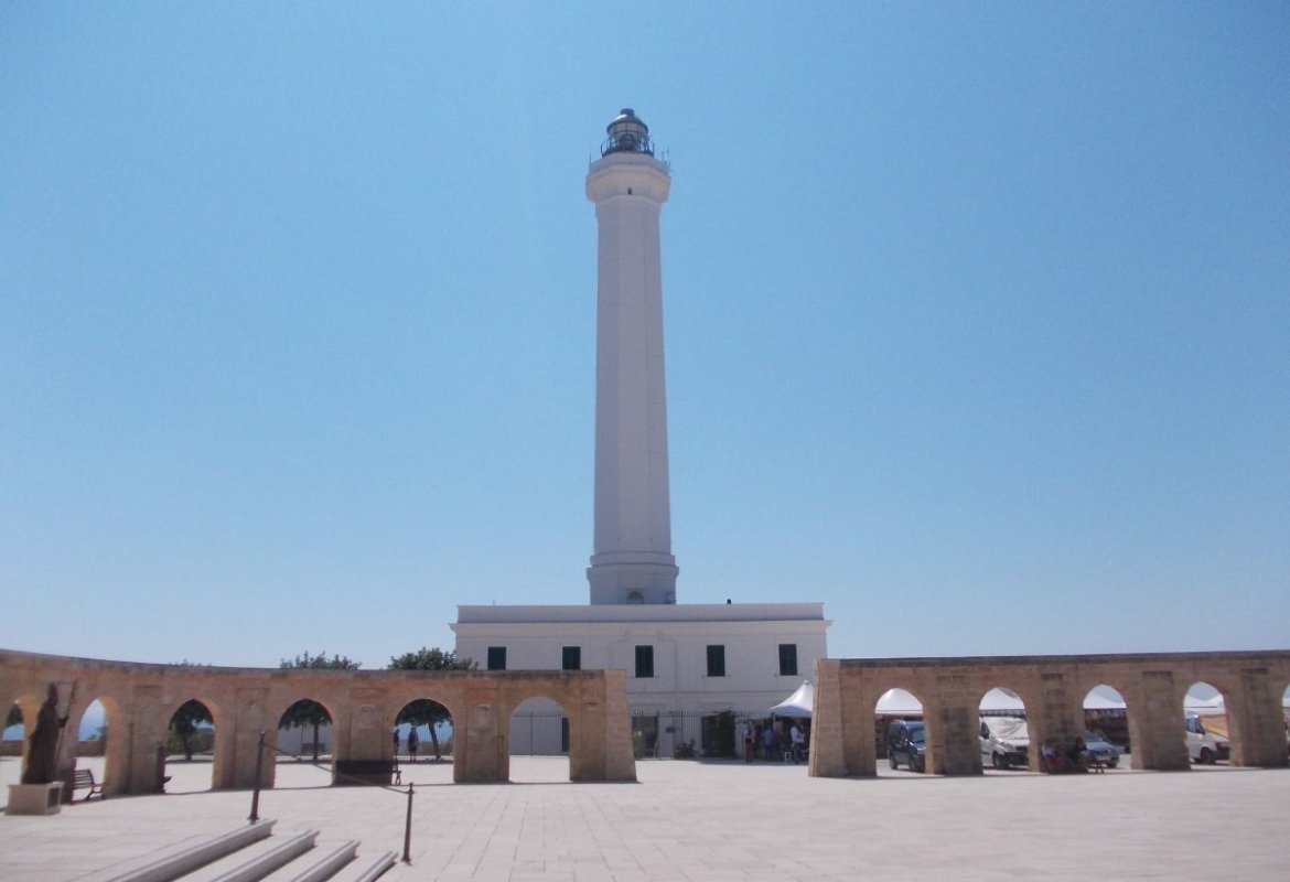 “Fede, cultura e pellegrinaggi tra Atlantico e Mediterraneo. Da Finisterre a Santa Maria di Leuca de finibus terrae”,