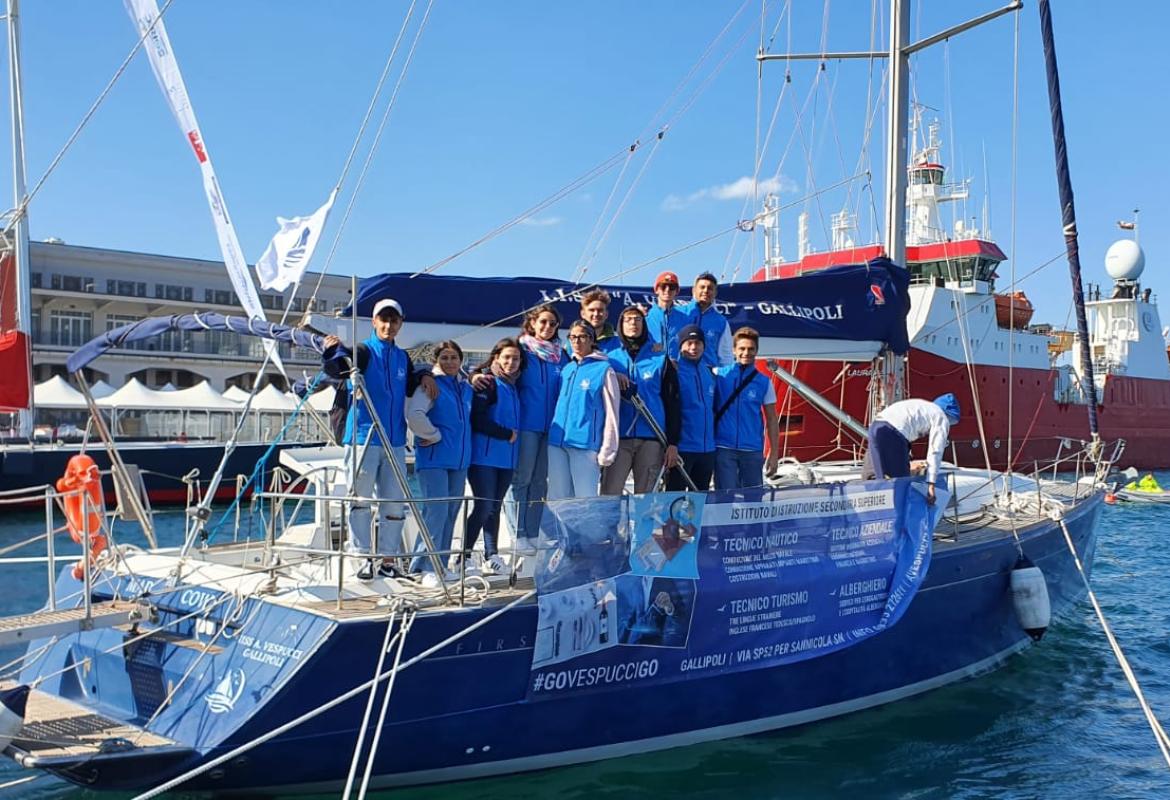Spiegare le vele ed essere protagonisti, gli studenti del “Vespucci” di Gallipoli si sono classificati al 96° posto alla Barcolana di Trieste