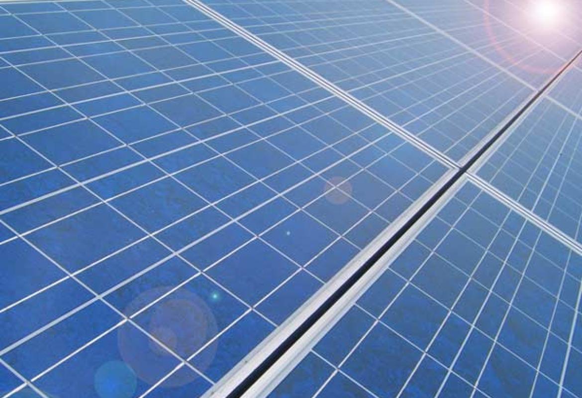 'Fotovoltaico sporco', scarcerati i cinque arrestati
