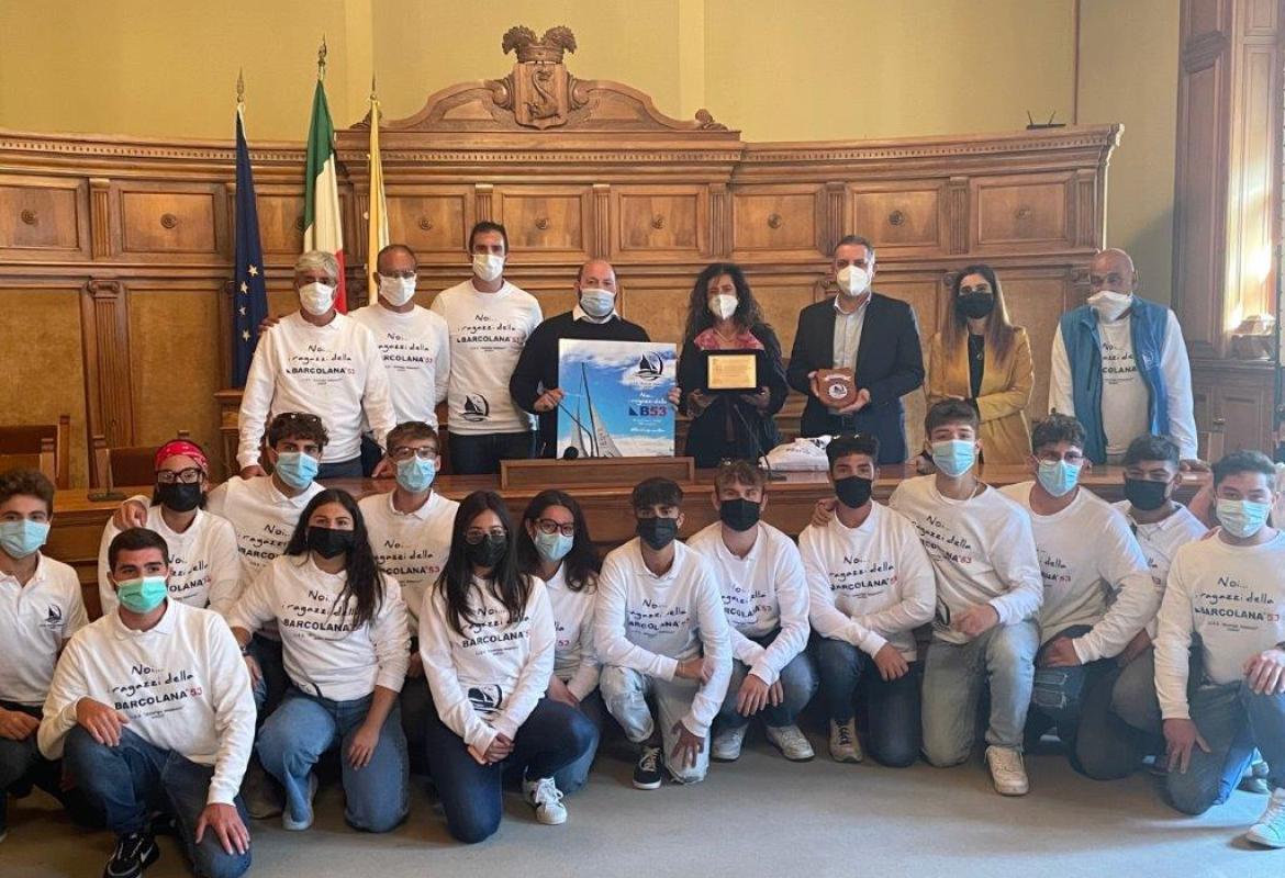 Minerva premia gli studenti del 'Vespucci' per l'ottimo piazzamento alla Barcolana
