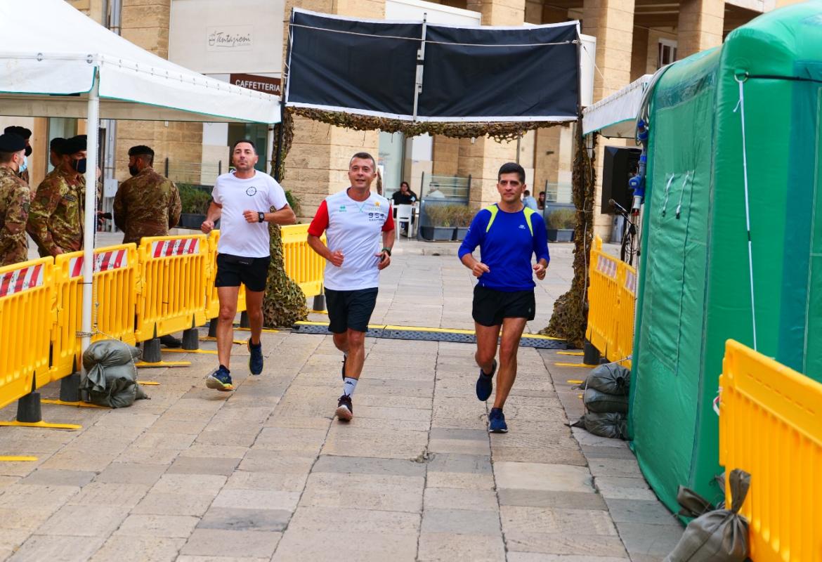 Anche a Lecce "Una staffetta per il Milite Ignoto"