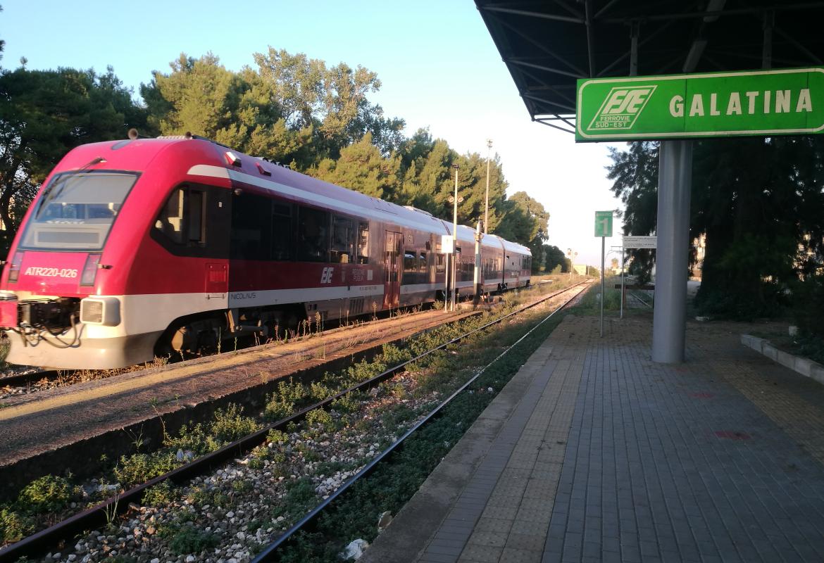 Settanta minuti per raggiungere in treno Galatina da Lecce mentre presto impiegheremo due ore per andare da Bari a Napoli