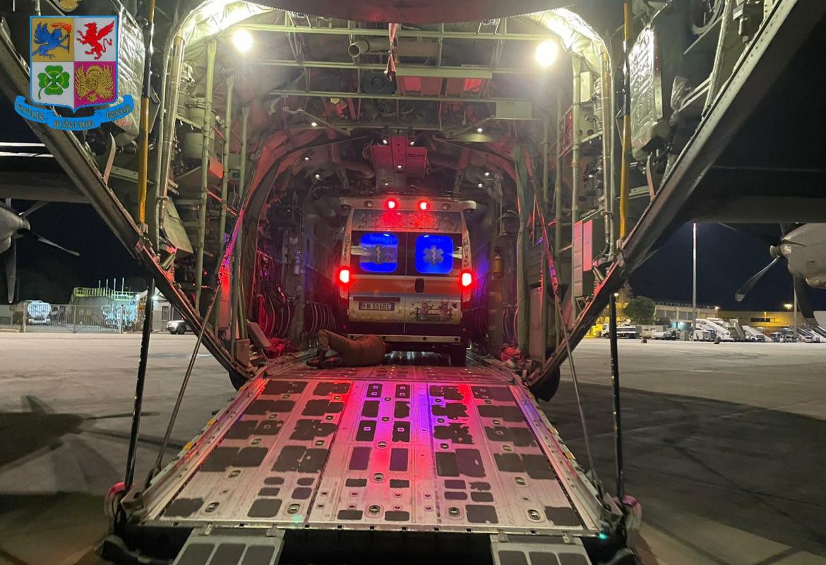 Bimba di un mese in gravi condizioni trasportata con un C130 da Brindisi a Roma