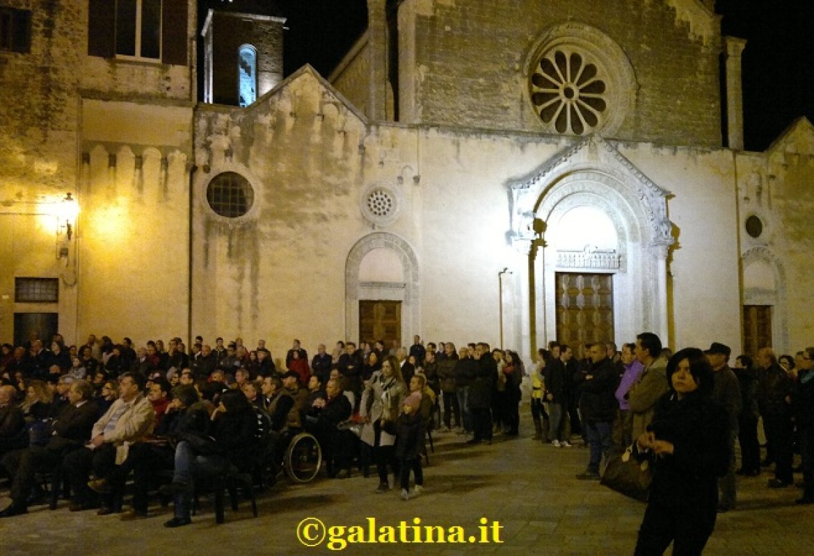 'Signora Libertà, Signorina Fantasia', letture in piazzetta Orsini dei ragazzi del Classico