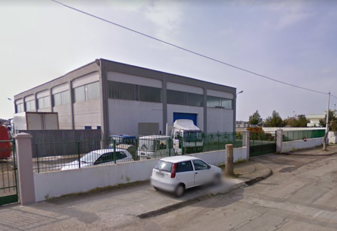 Autodemolitore galatinese perde la vita schiacciato da un portone