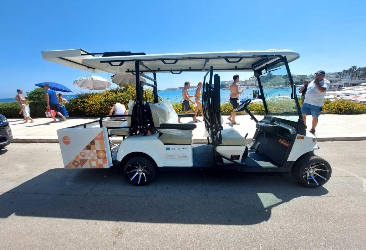 Una Golf Car elettrica faciliterà l'ingresso ad Otranto delle persone diversamente abili