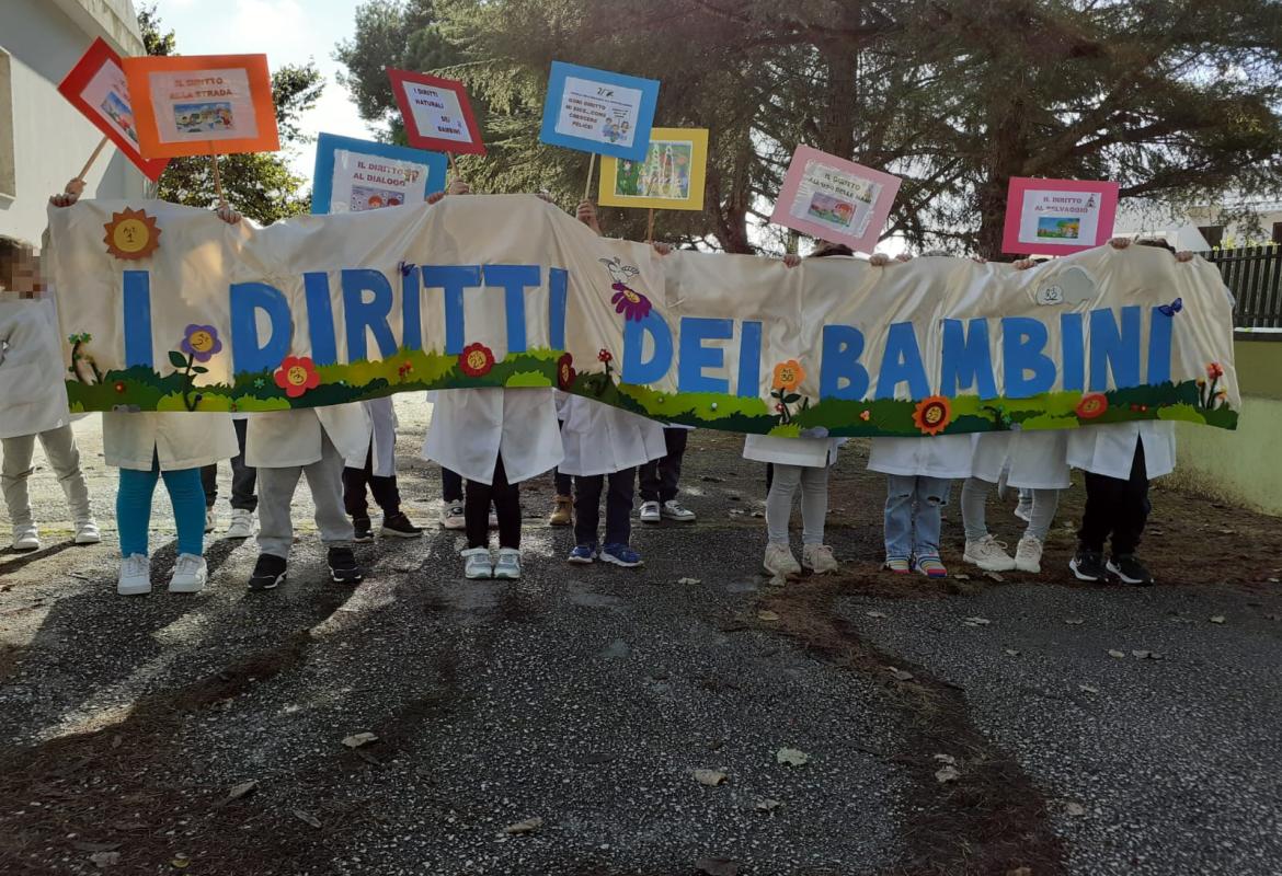 &quot;Ogni diritto mi dice come crescere felice&quot;