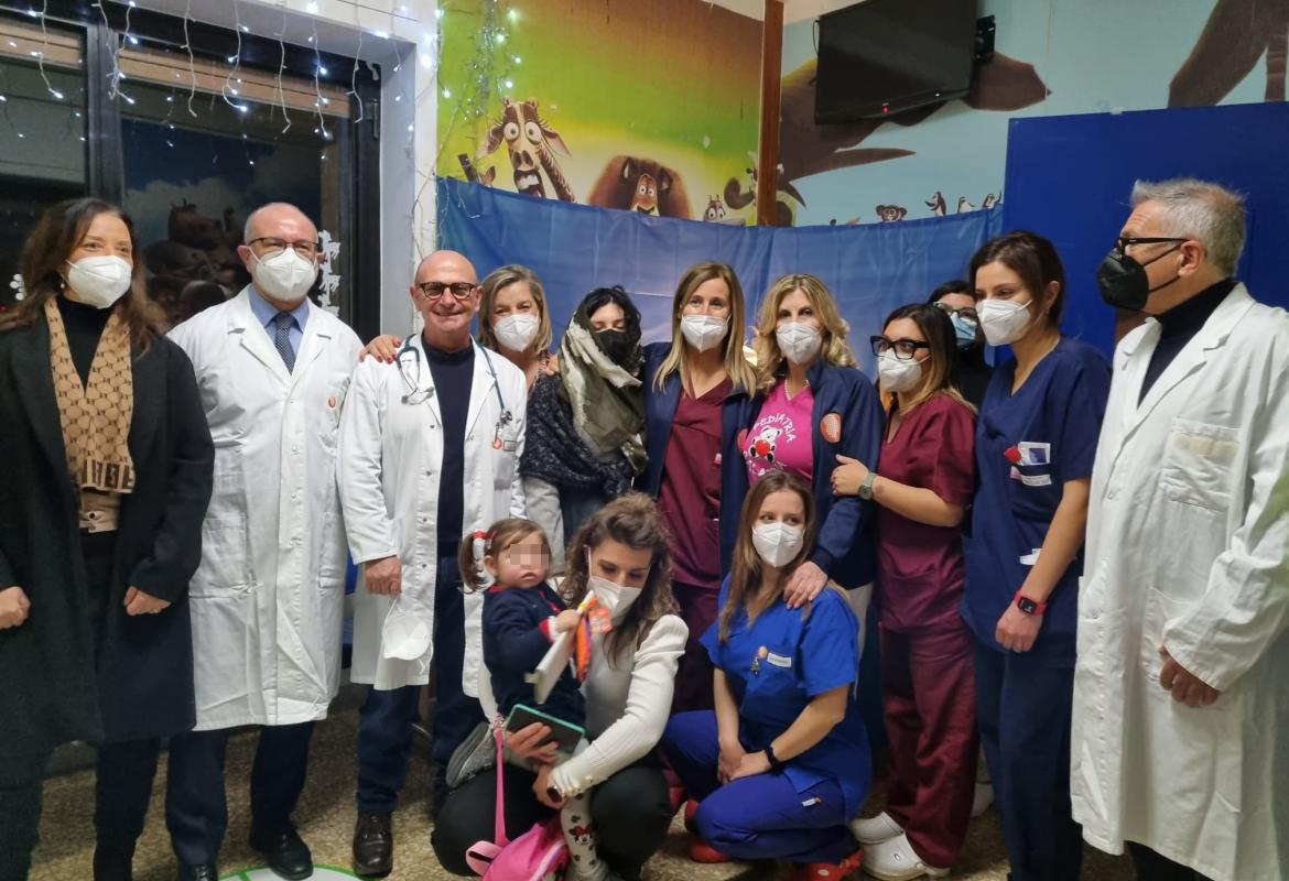 Sorrisi in Pediatria a Galatina con la Motobefana del Club Salento 12000 giri