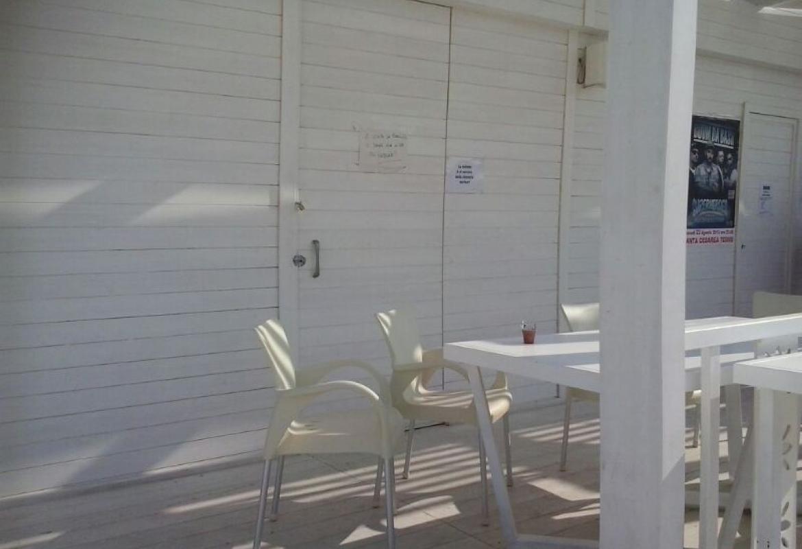 Le avventure di un galatinese-romano alla ricerca di un bagno a Porto Miggiano. E alla fine perse la pazienza