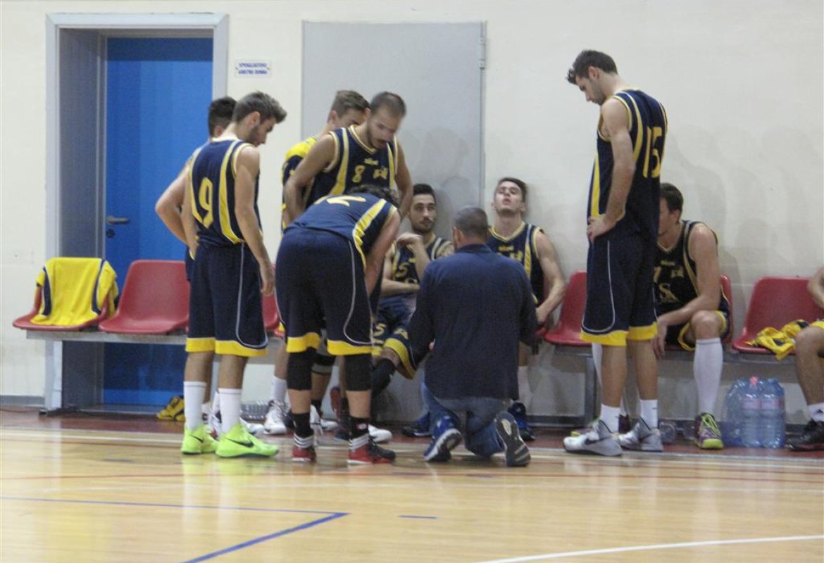 Indietro nella preparazione, la Magic Basket Galatina sconfitta in casa da Calimera