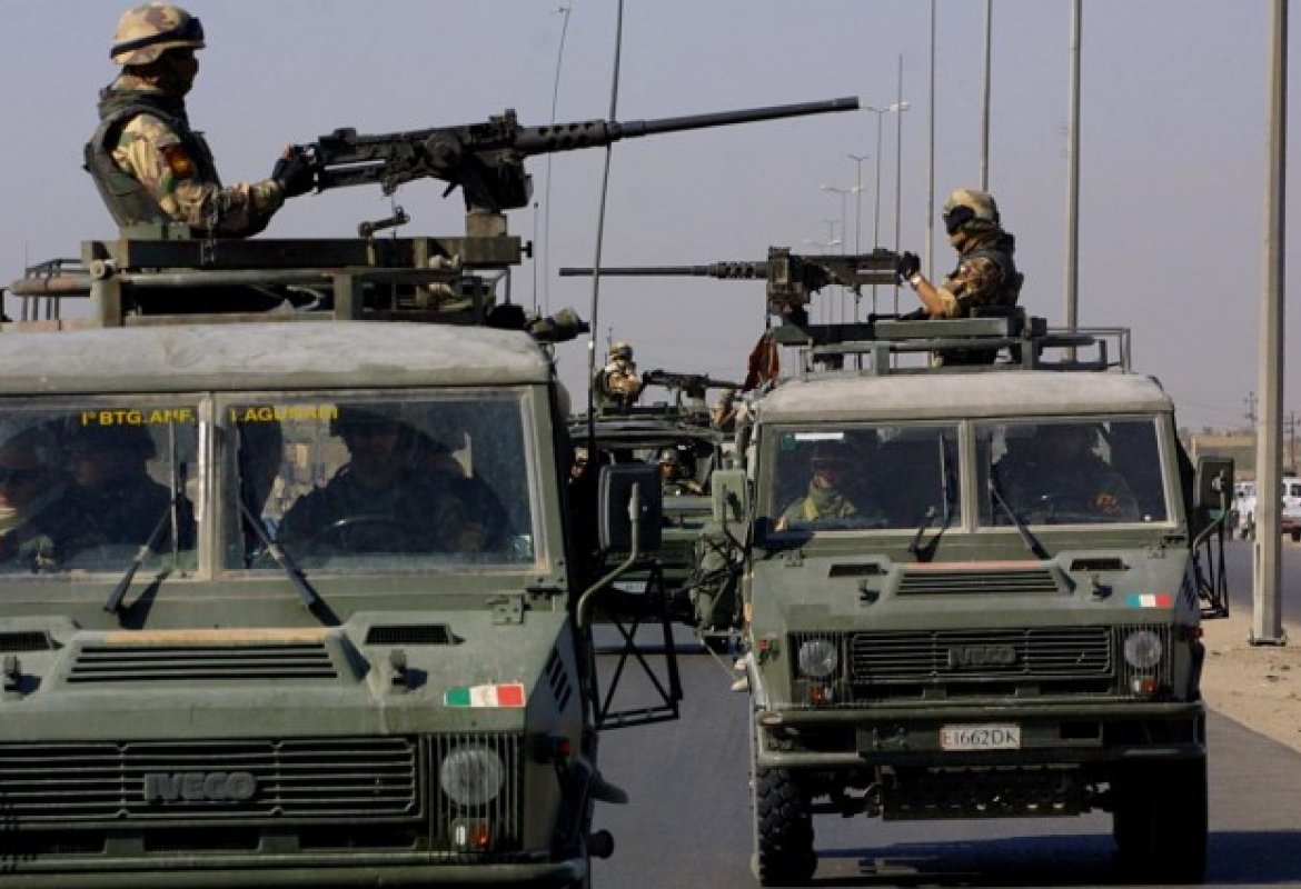 Fa più indignare un euro per una bara o 226 milioni per le missioni militari all'estero?