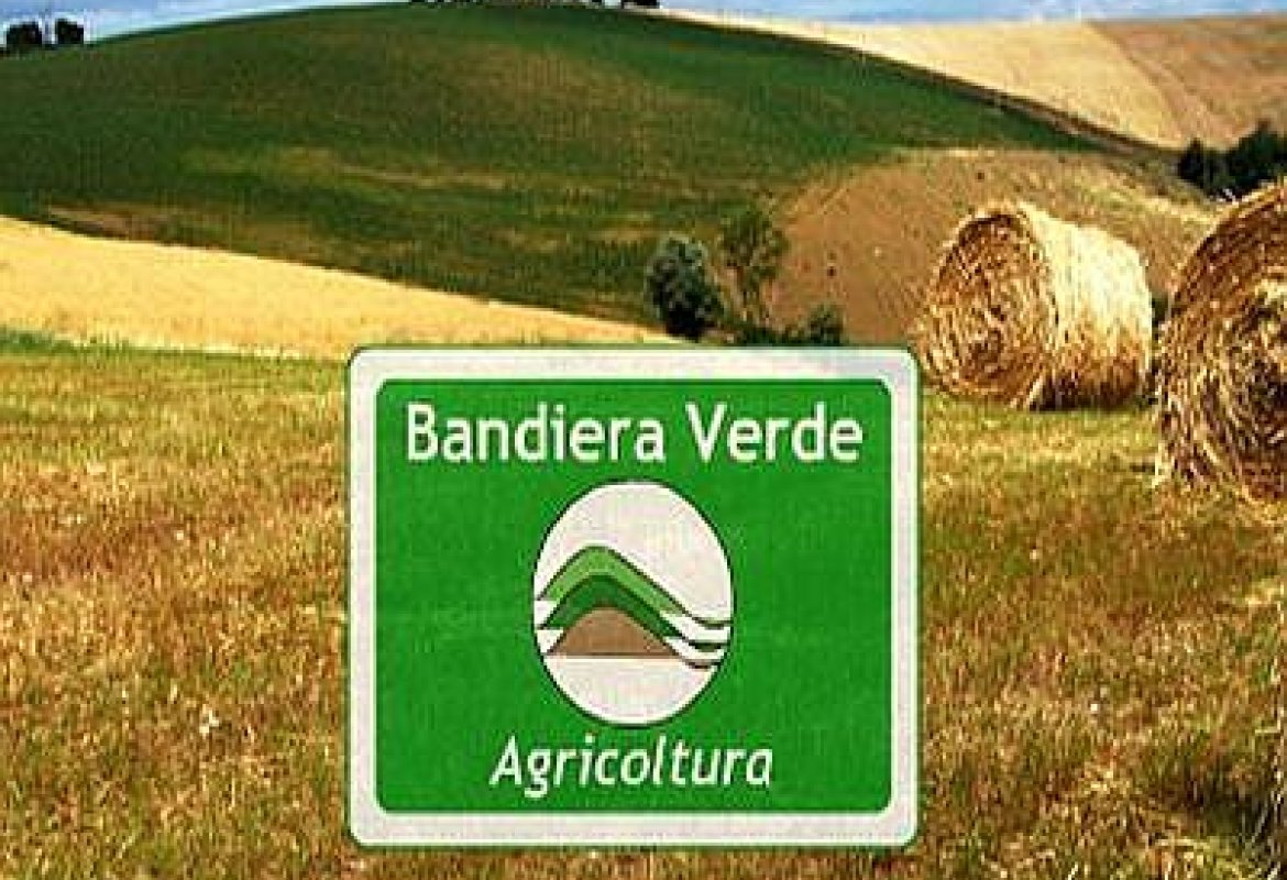 La 'Bandiera Verde Agricoltura' al comune di Melpignano