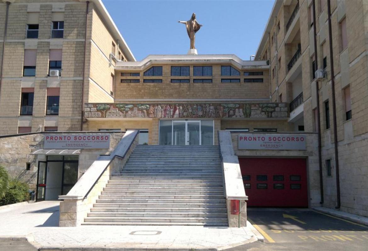 Schiaffi e violenze verbali al Pronto Soccorso di Galatina