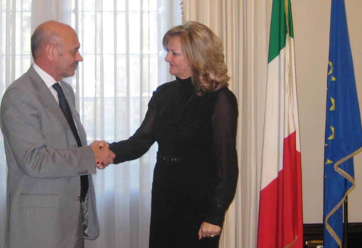 Il Questore Carella si congeda dal Prefetto Perrotta