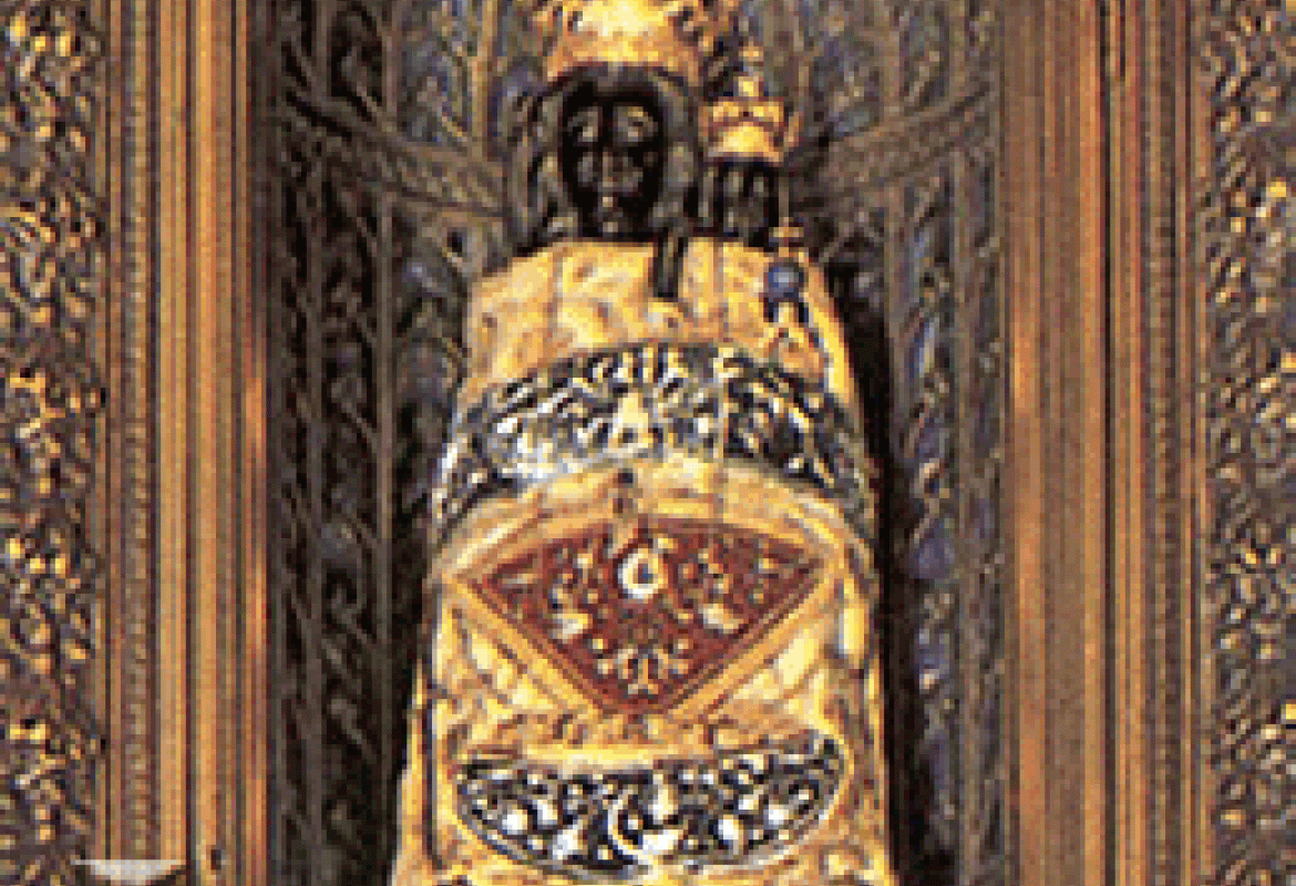 La statua della Madonna di Loreto è a Taranto