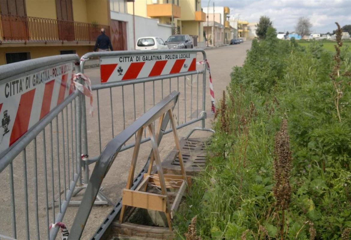 Pericolo! Furti di caditoie lungo le strade di Galatina