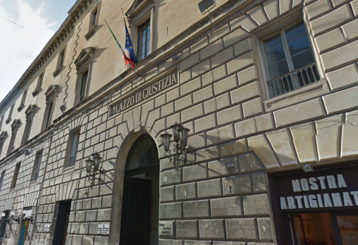 La Regione approva il PRG e boccia la variante di uguale contenuto. Il TAR di Lecce annulla il provvedimento