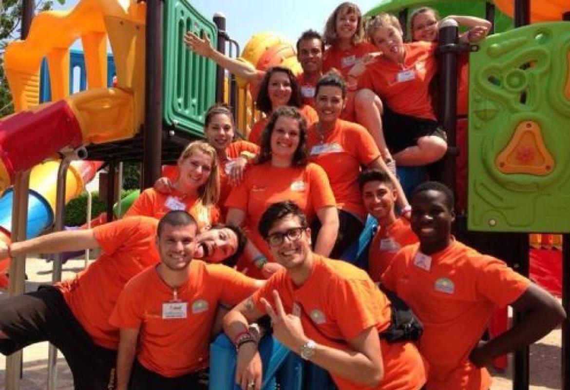 Cercansi 100 animatori per l'estate. Entro il 15 le domande