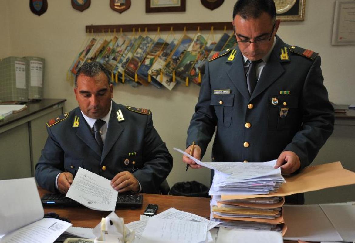 Ingegnere salentino si sarebbe autoridotto di 500000 euro la dichiarazione dei redditi, segnalato all'Agenzia delle Entrate