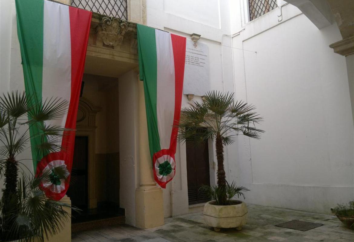 "A Galatina, mai(?) di sabato!"