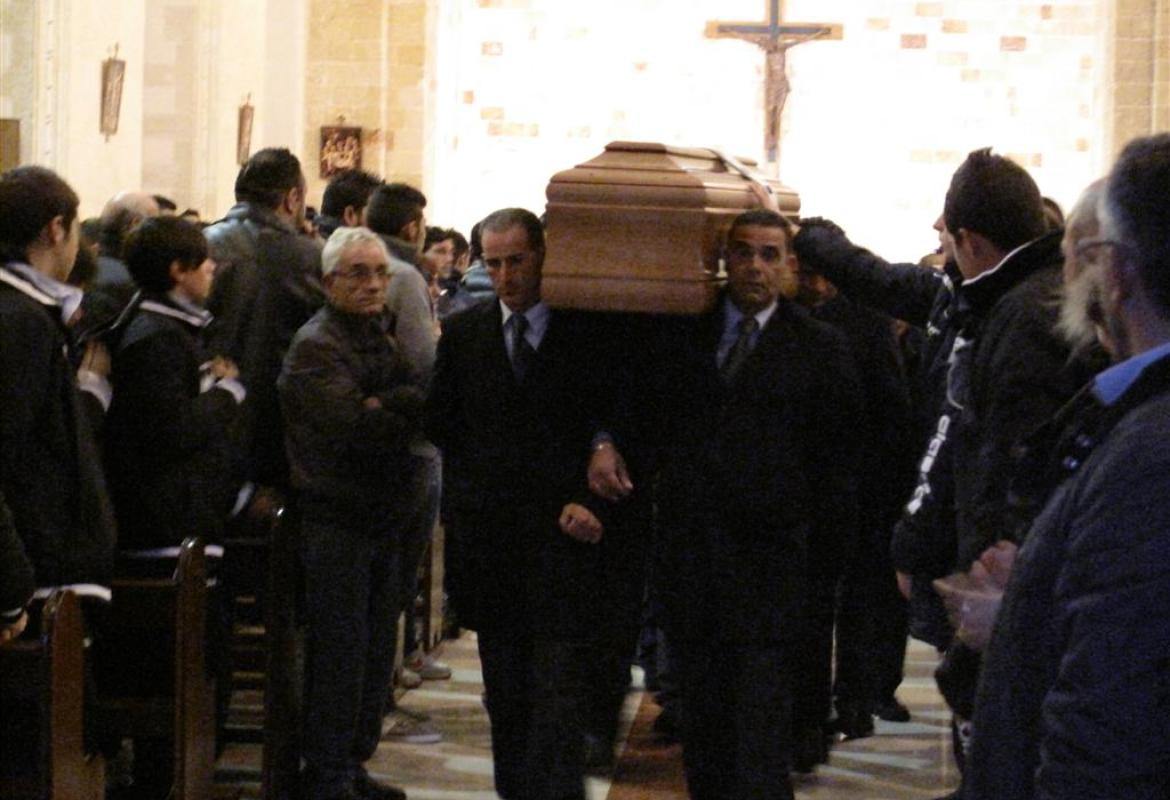 Un saluto non pronunciato, ma sentito. L'addio a Iliya Ancona