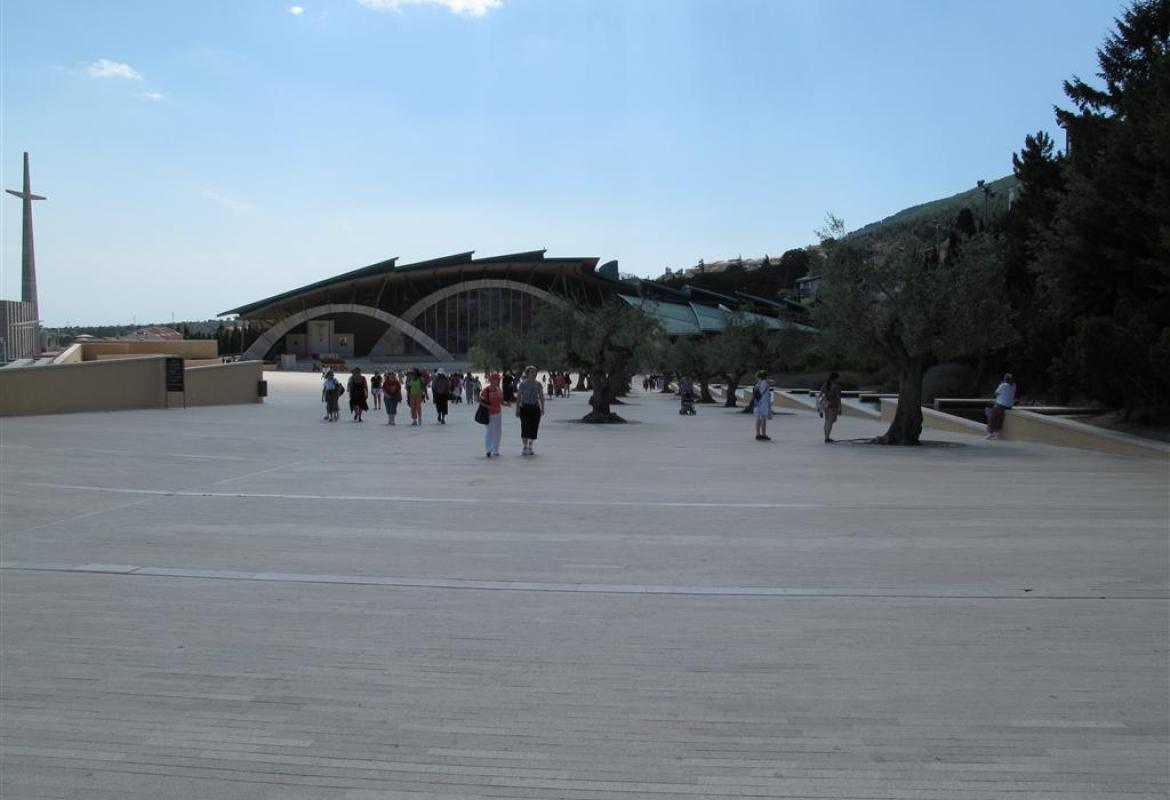  Alcuni però dubitavano