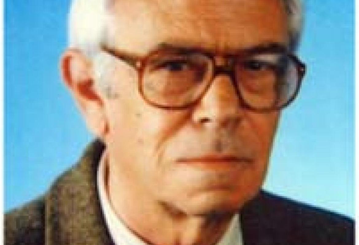 "Salento (...) ove sirene di cantieri sono antichi rumori di zappe"