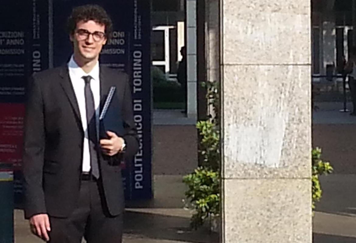 Francesco Beccarisi si è brillantemente laureato in ingegneria meccanica