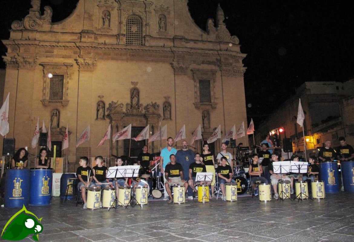 L'energia del  PowerDrumEnsemble nel Palazzo della Cultura a Galatina