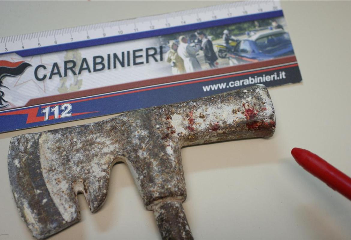 Violenze in famiglia, arrestato sessantaquattrenne