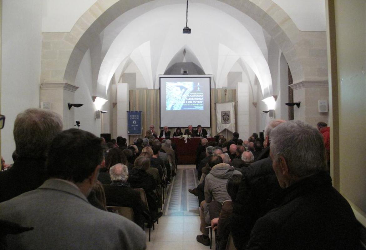 Aspettando Philippe Daverio, una sala gremita per discutere della Basilica Orsiniana