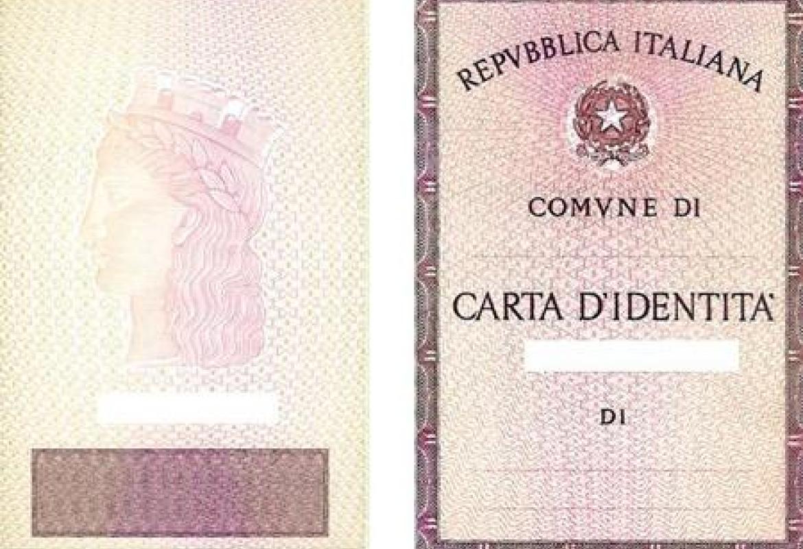 "Ho smarrito la carta di identità, aiutatemi a cercarla"