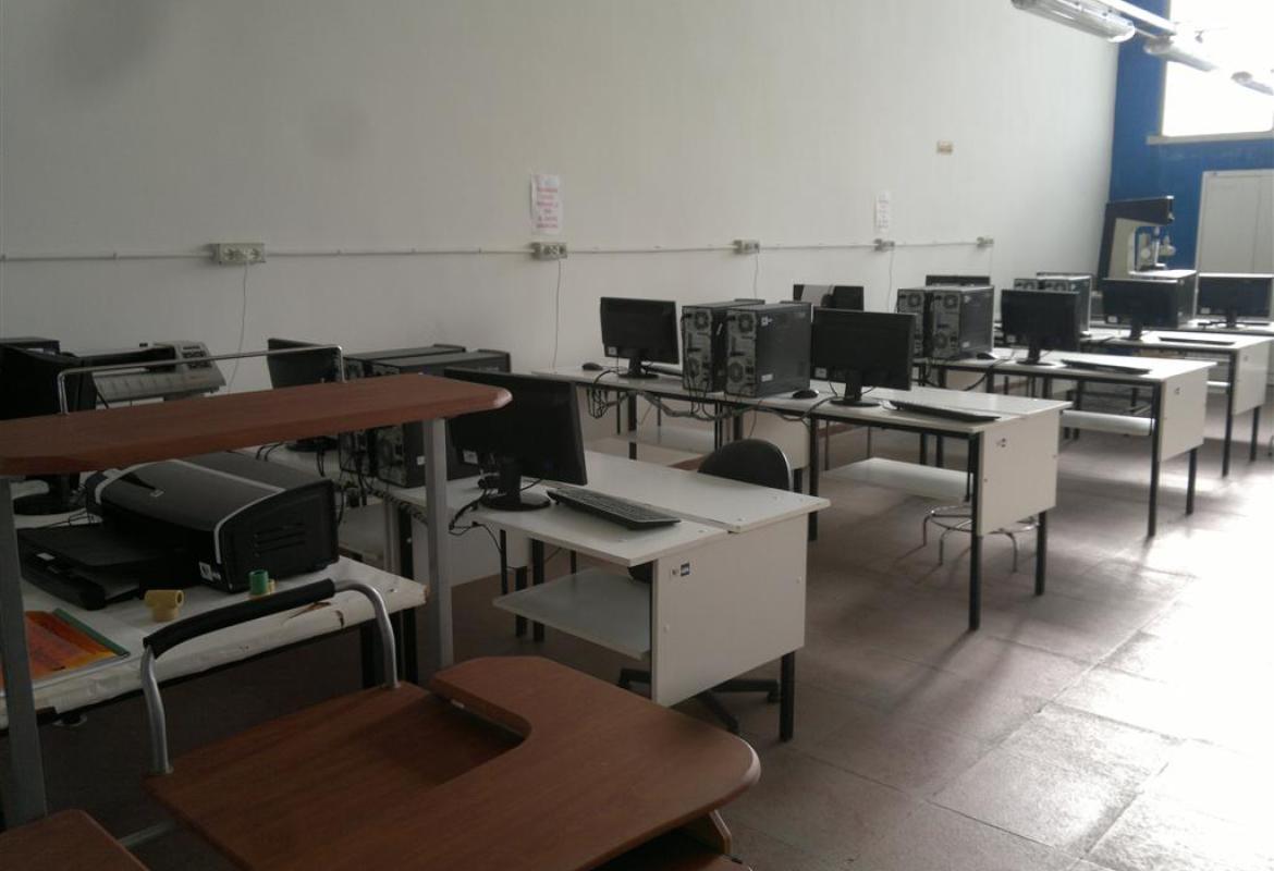 I futuri artigiani imparano a gestire i rifiuti