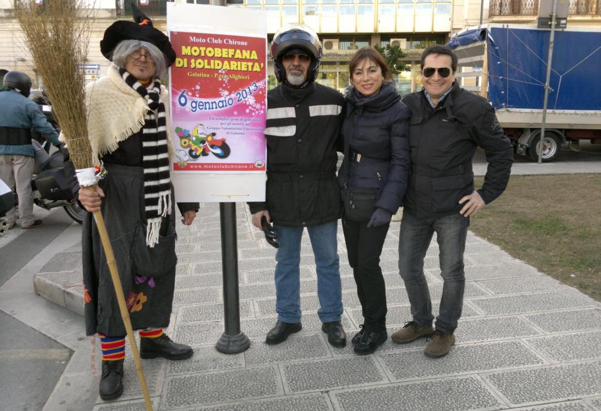 La Befana motorizzata del Club 'Chirone' 