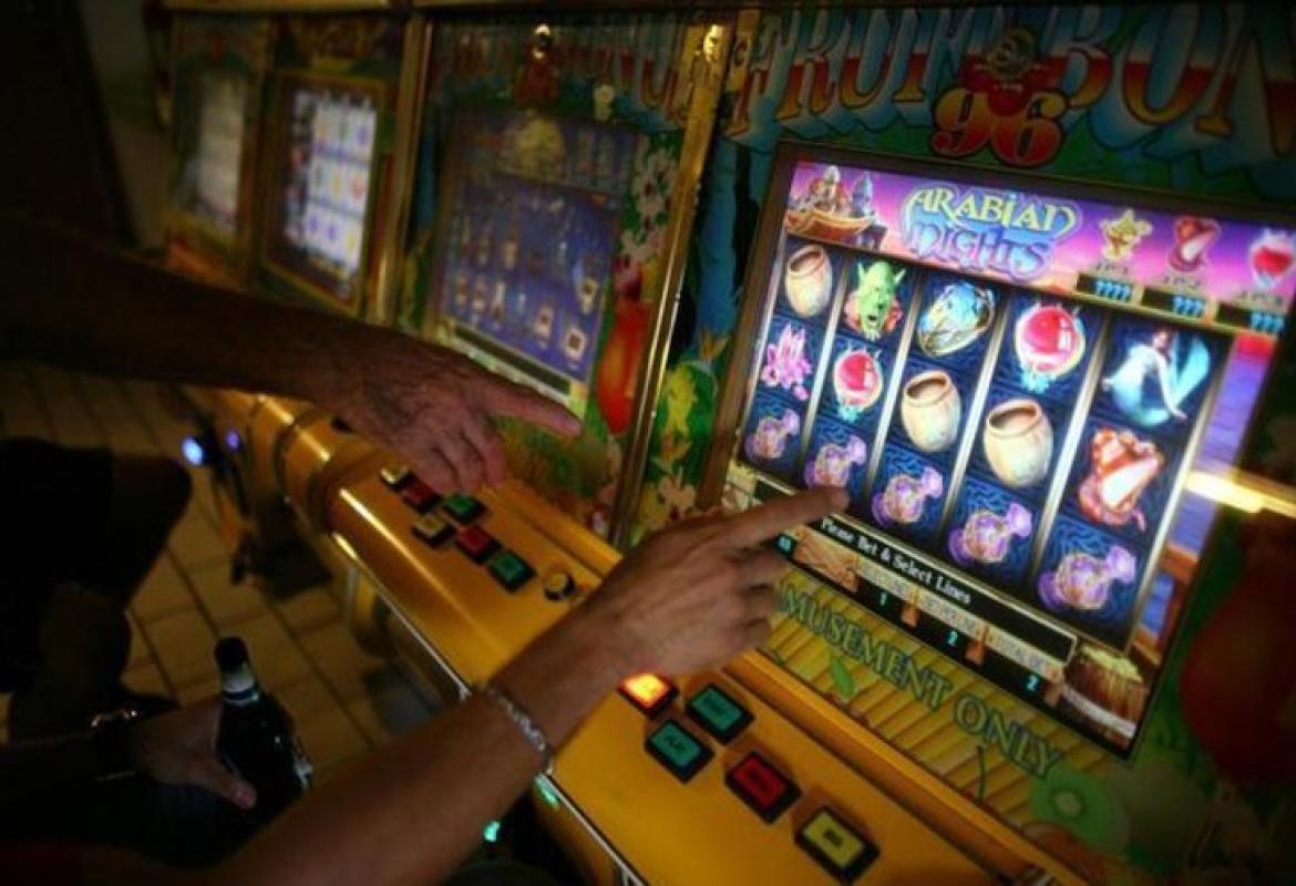 Gioco d'azzardo in calo fra gli adolescenti