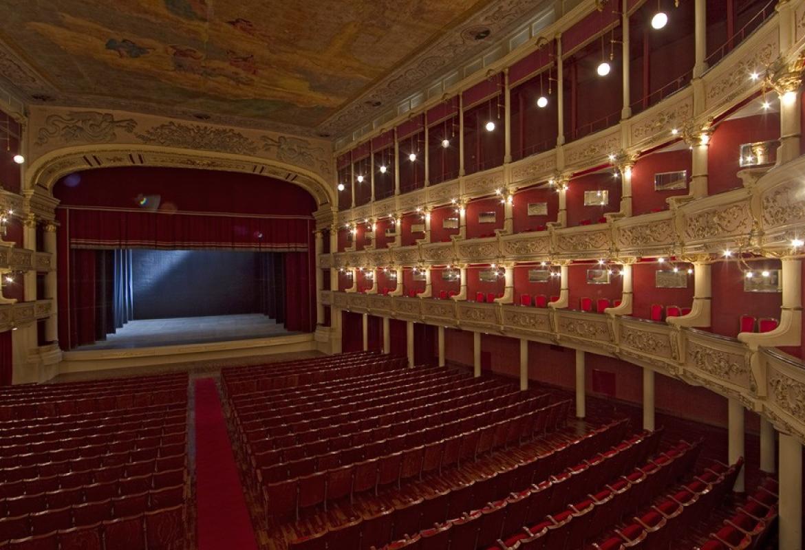 "Un Nabucco giovane, fresco e pieno di energia"