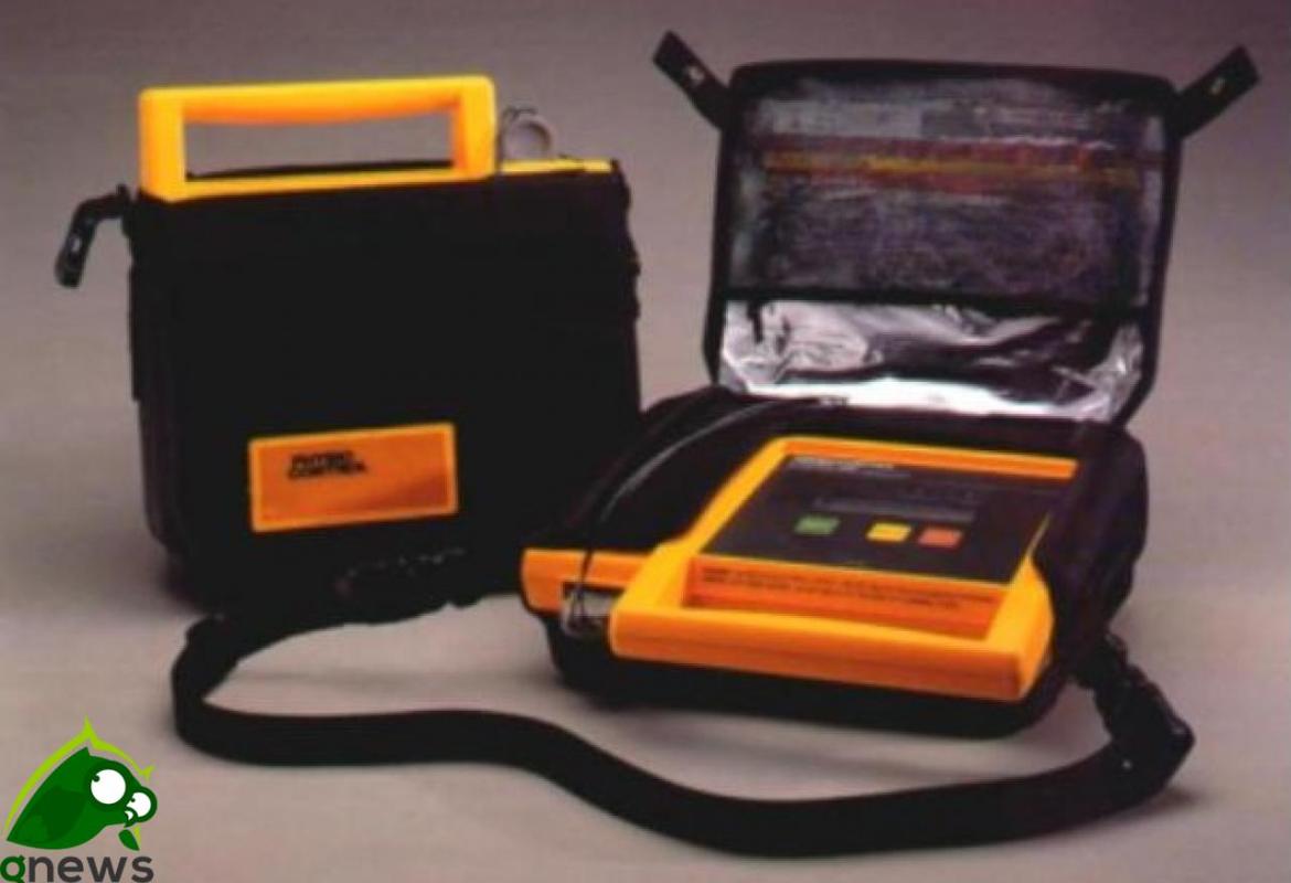 Negli stabilimenti balneari obbligatorio anche un defibrillatore
